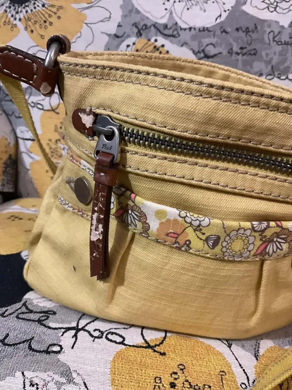 Fossil wear leather